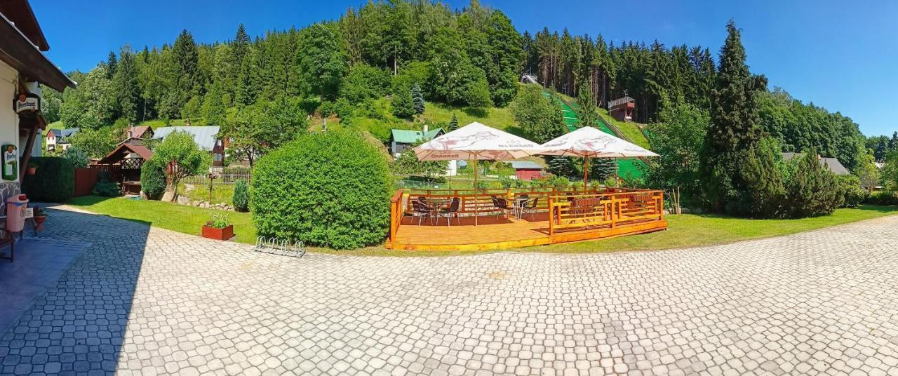 Rodinny "Hotel U Mustku" Desná Zewnętrze zdjęcie