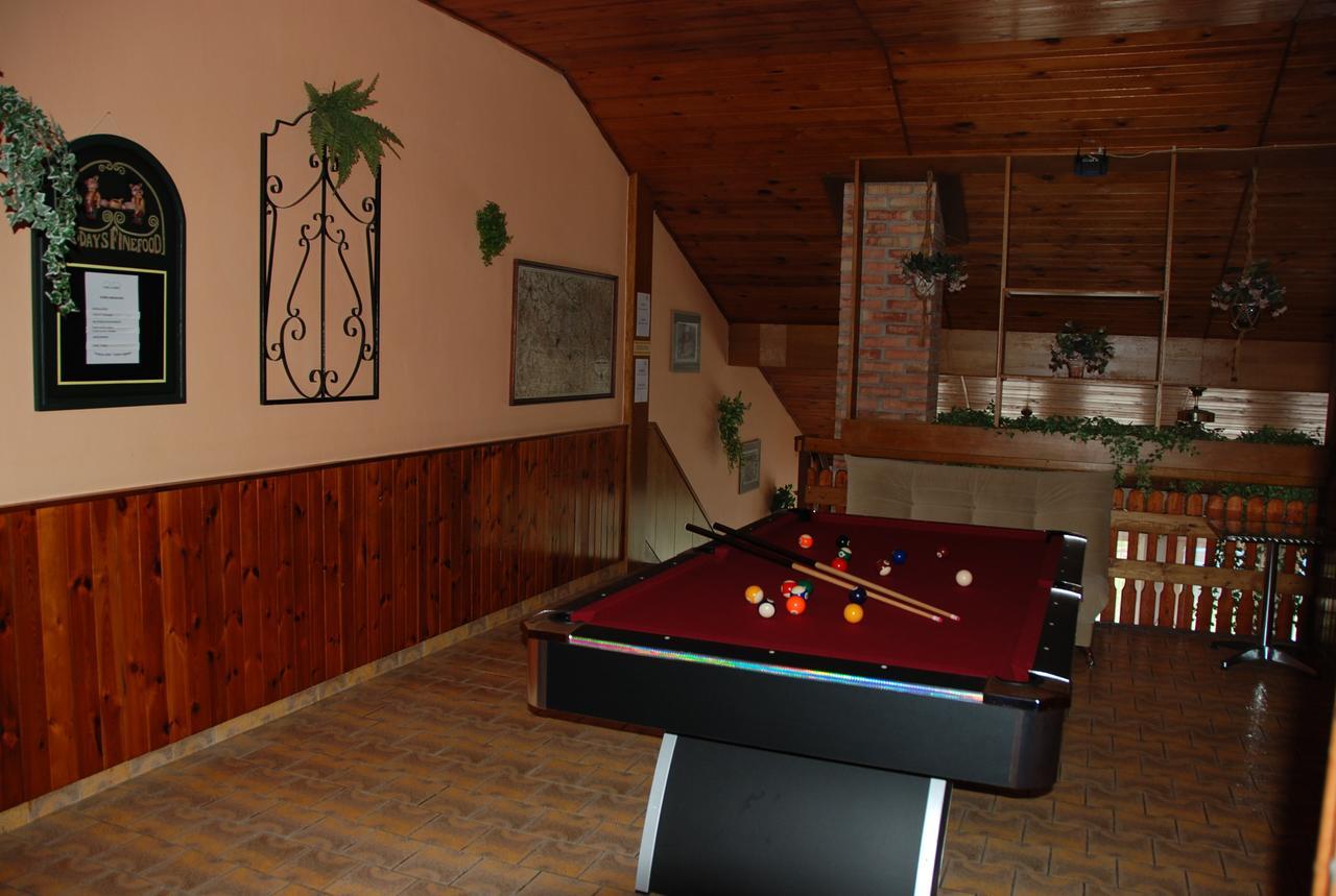 Rodinny "Hotel U Mustku" Desná Zewnętrze zdjęcie