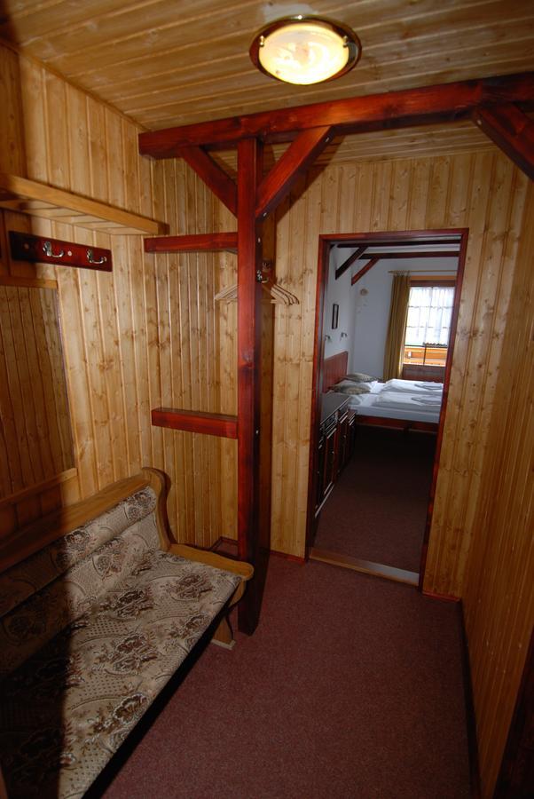 Rodinny "Hotel U Mustku" Desná Zewnętrze zdjęcie