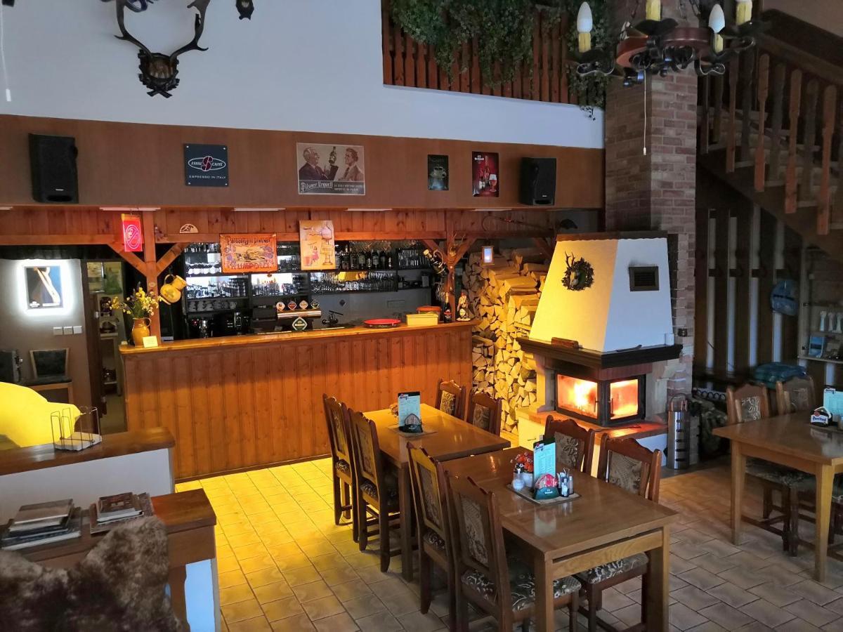 Rodinny "Hotel U Mustku" Desná Zewnętrze zdjęcie
